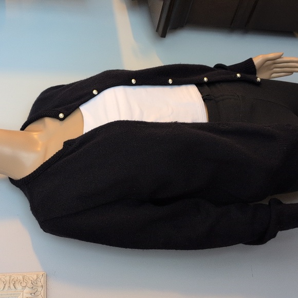 Vintage Black Wool-Blend Cardigan with Pearl Buttons SZ XS/S - Picture 4 of 15